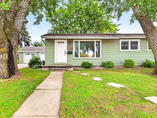 1910 GEORGIA STREET, Oshkosh, WI 54902