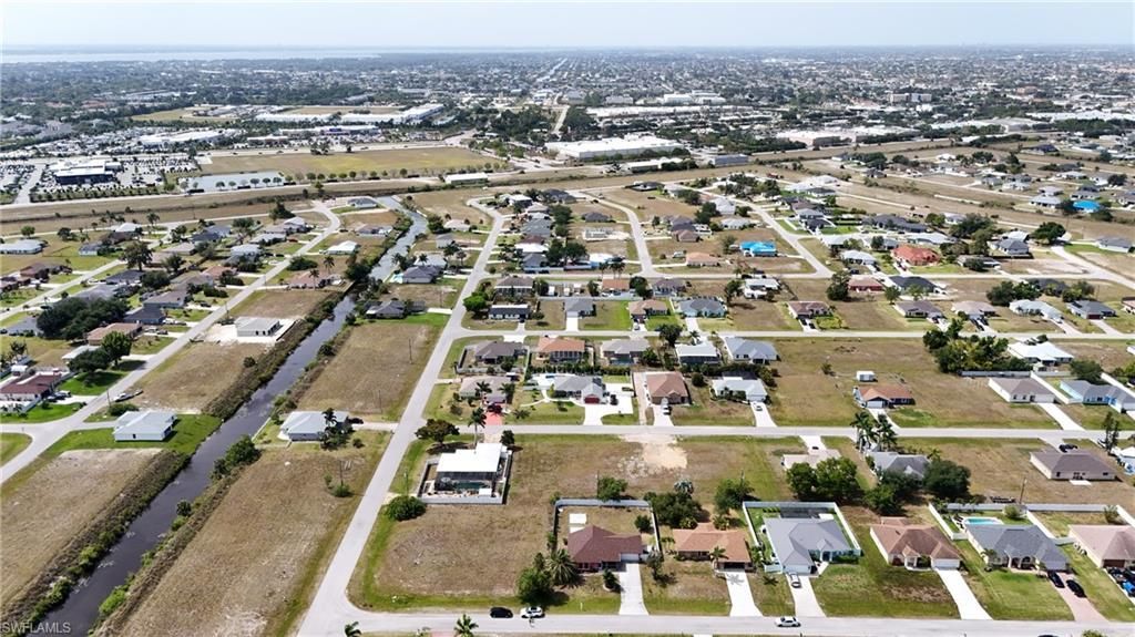 2006 NE 15th Ter , Cape Coral, FL 33909 Photo