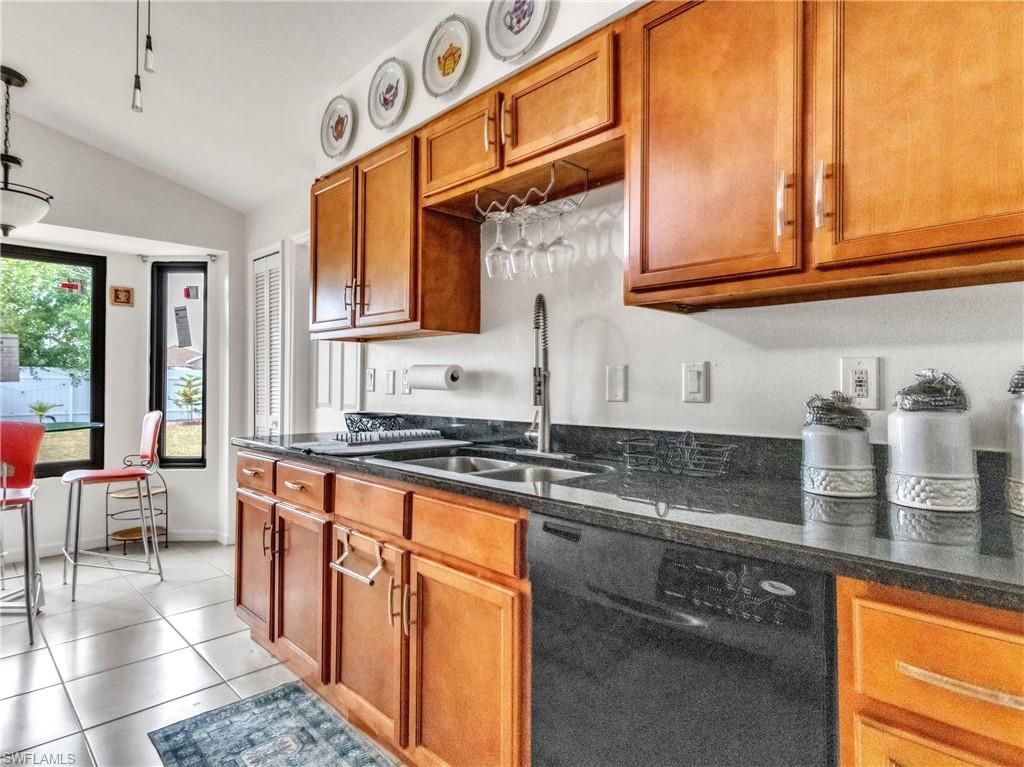 2006 NE 15th Ter , Cape Coral, FL 33909 Photo
