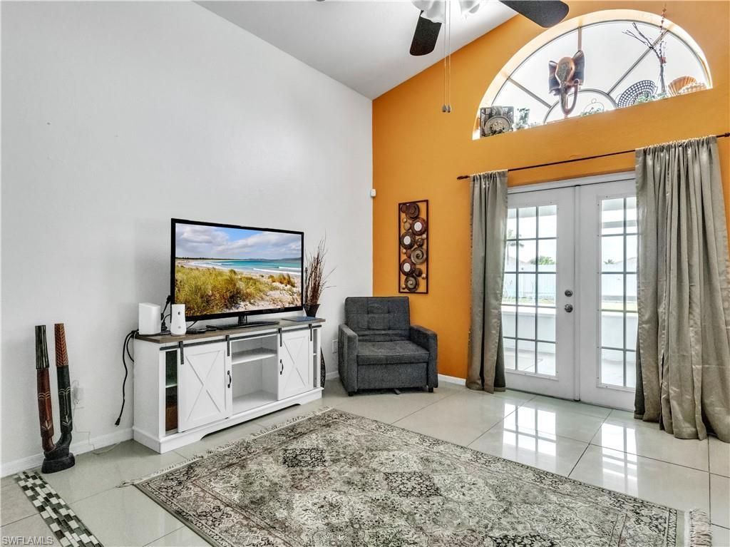 2006 NE 15th Ter , Cape Coral, FL 33909 Photo