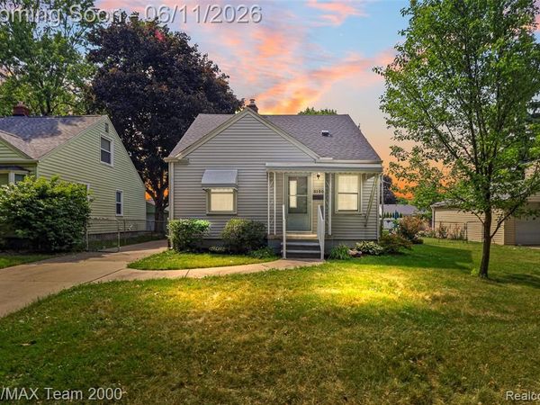 3130 Chestnut Street, Dearborn, MI 48124