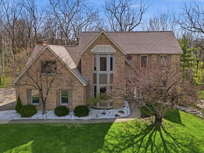 8784 Eagle Ridge Drive, West Chester, OH 45069 Photo 1