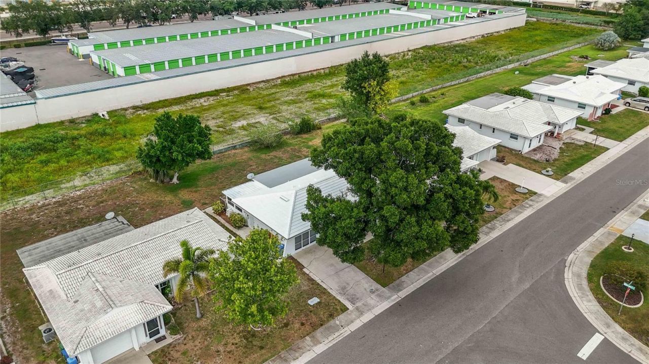 4001 Chinaberry Road, Bradenton, FL 34208 Photo