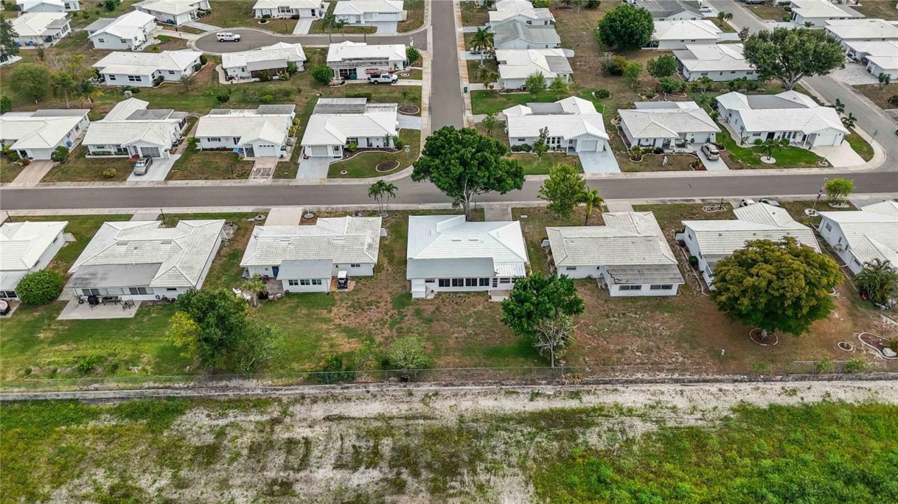 4001 Chinaberry Road, Bradenton, FL 34208 Photo