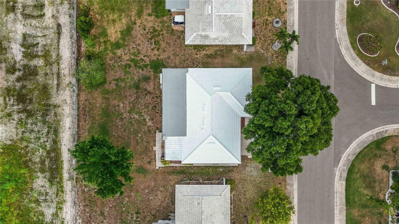 4001 Chinaberry Road, Bradenton, FL 34208 Photo