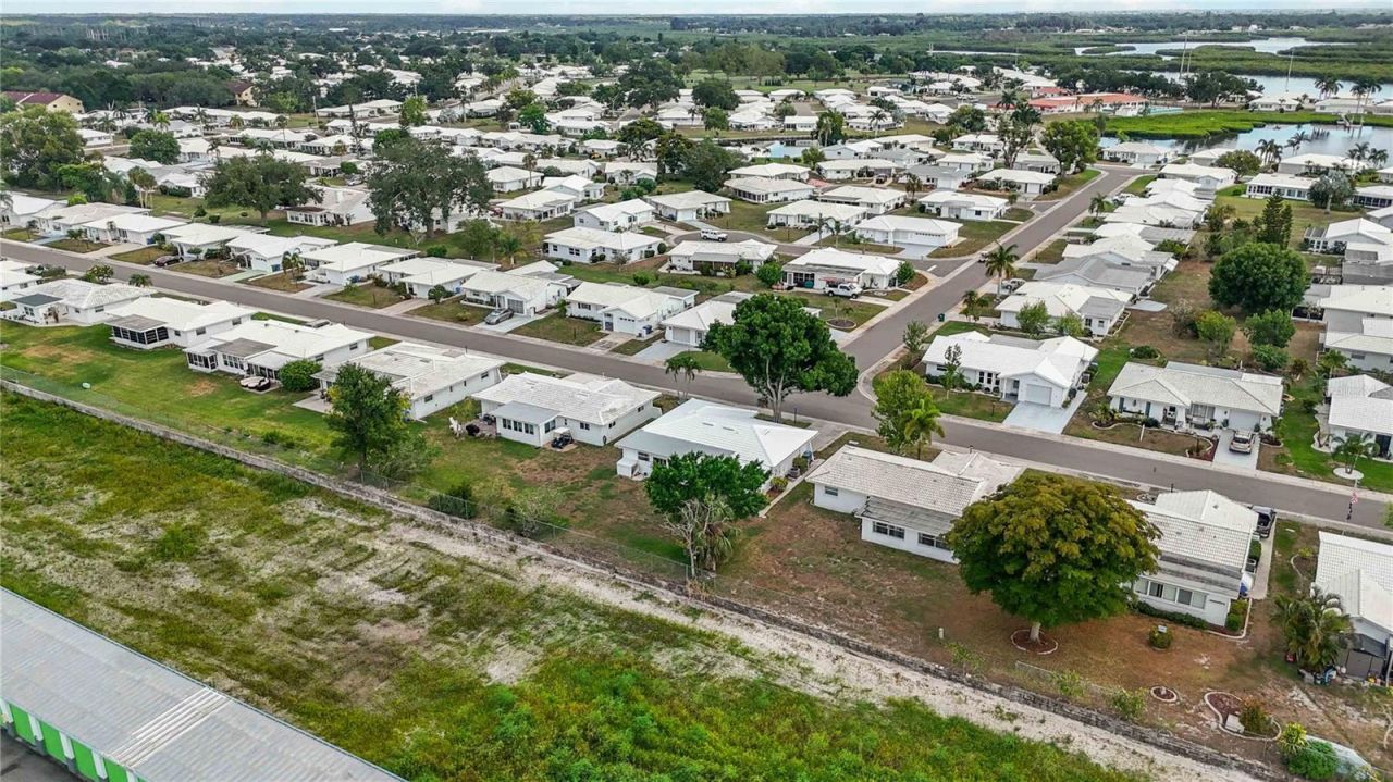 4001 Chinaberry Road, Bradenton, FL 34208 Photo