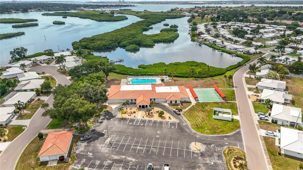 4001 Chinaberry Road, Bradenton, FL 34208 Photo