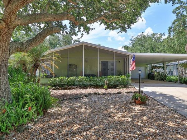 380 MARSH LANDING LOOP , OAK HILL, FL 32759