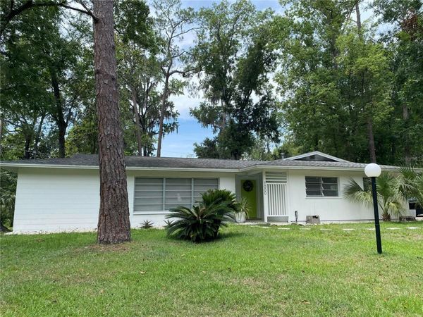 1000 NW 39TH DRIVE , GAINESVILLE, FL 32605
