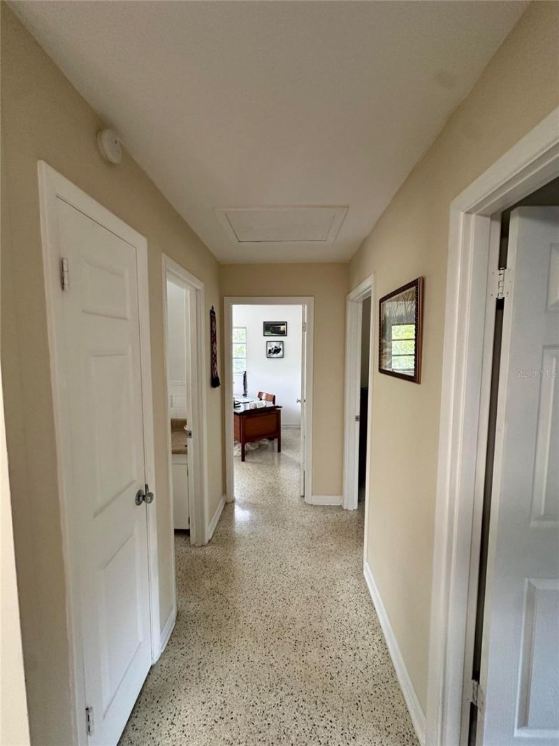 1000 NW 39th Drive , Gainesville, FL 32605 Photo