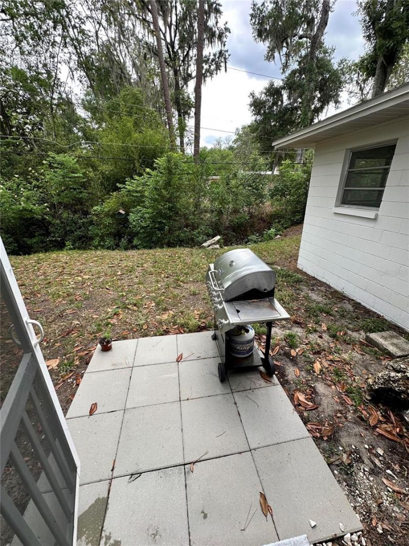 1000 NW 39th Drive , Gainesville, FL 32605 Photo