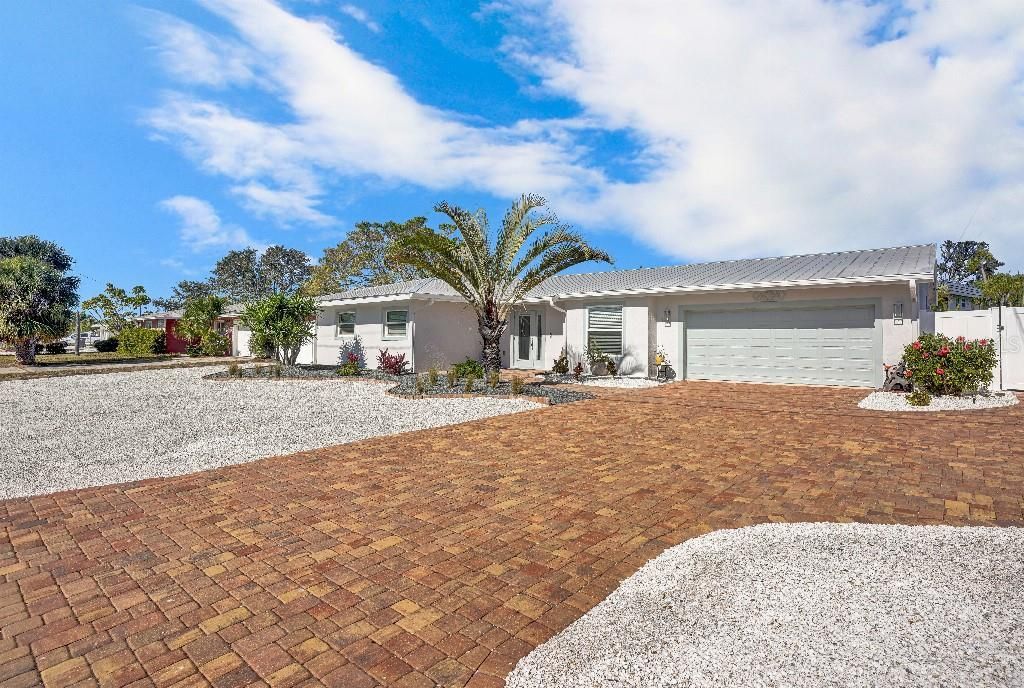 10308 Sandpiper Road W, Bradenton, FL 34209 Photo