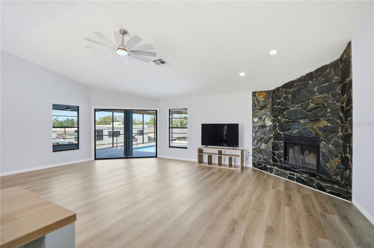 6426 July Avenue , Spring Hill, FL 34608 Photo