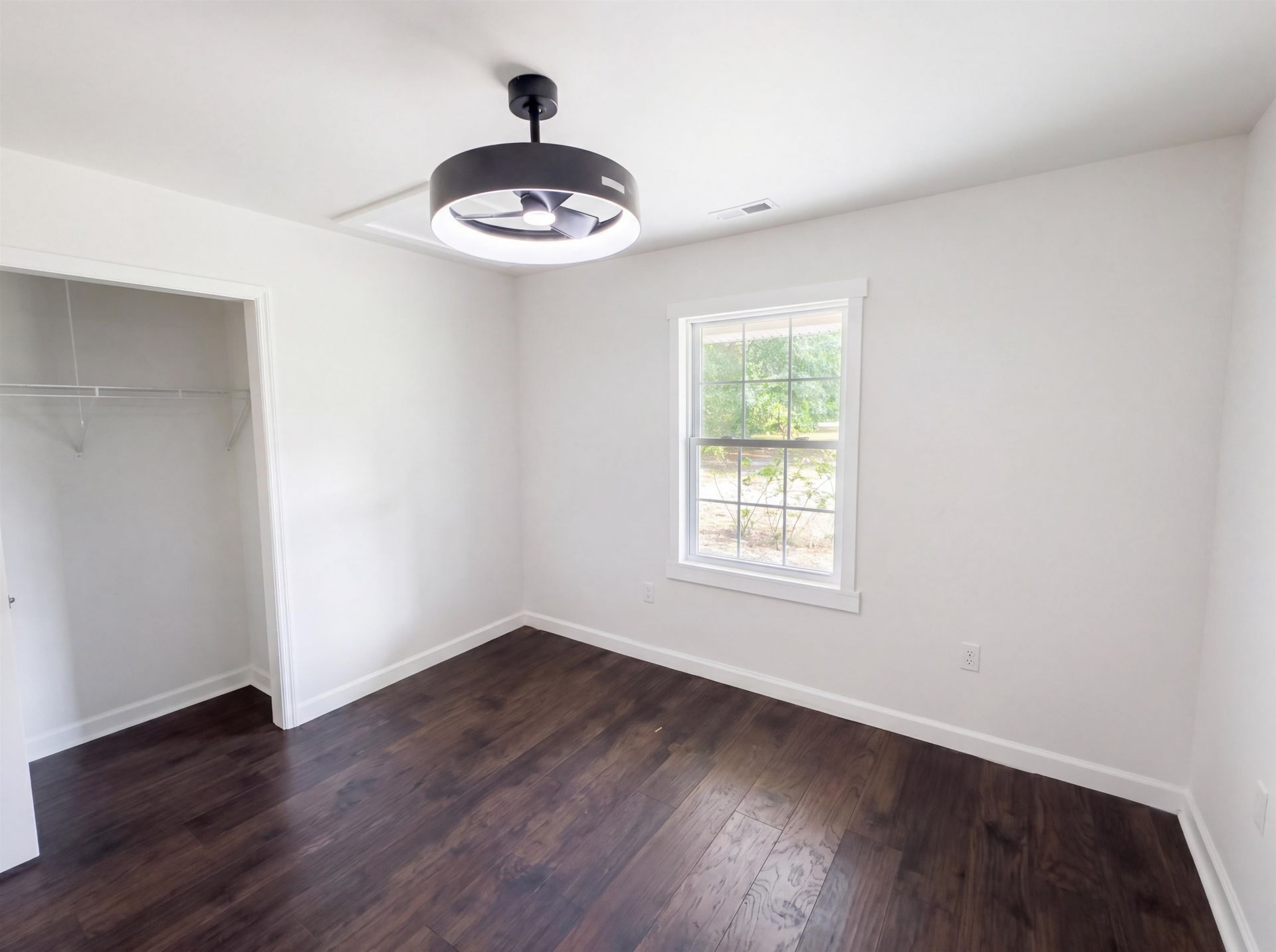 745 Tyson Dr.  Photo 10