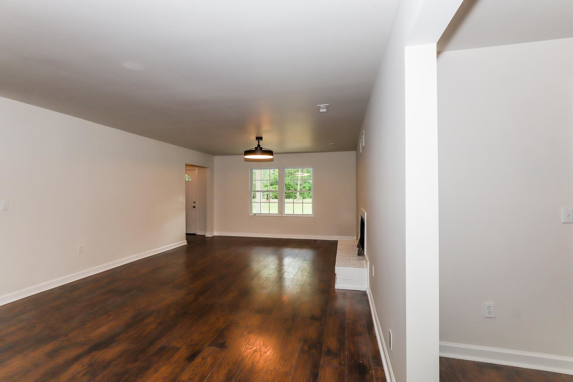 745 Tyson Dr.  Photo 16