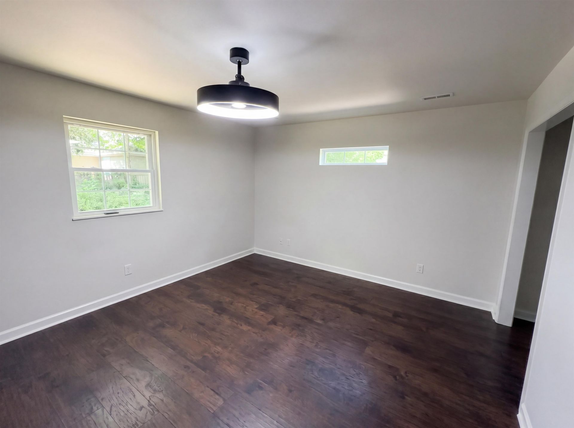 745 Tyson Dr.  Photo 4