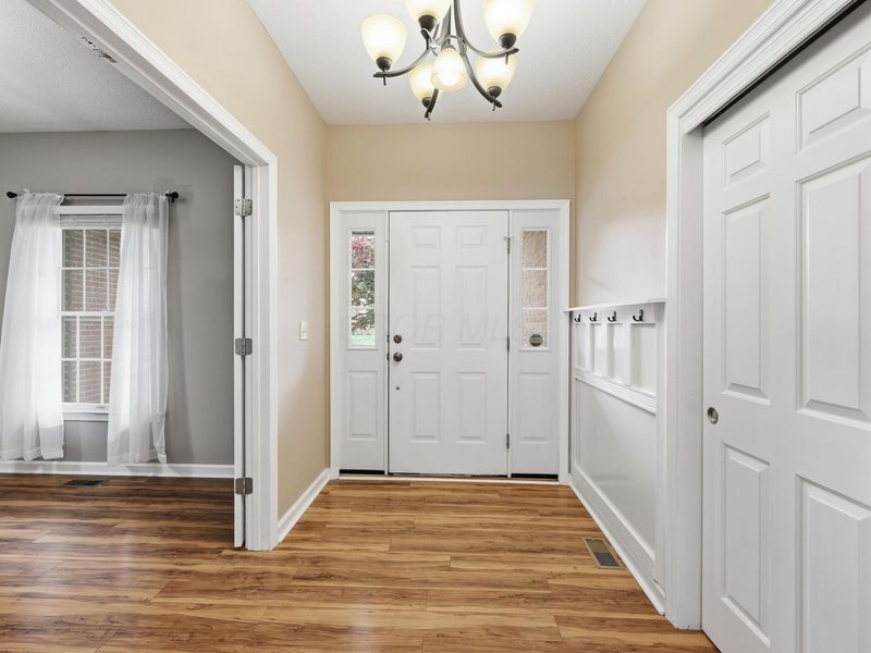 511 Palm Drive, Marysville, OH 43040 Photo 5
