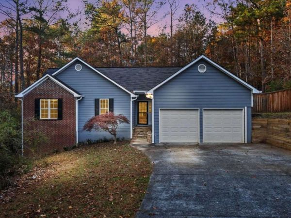 405 Christopher Lane, Canton, GA 30114