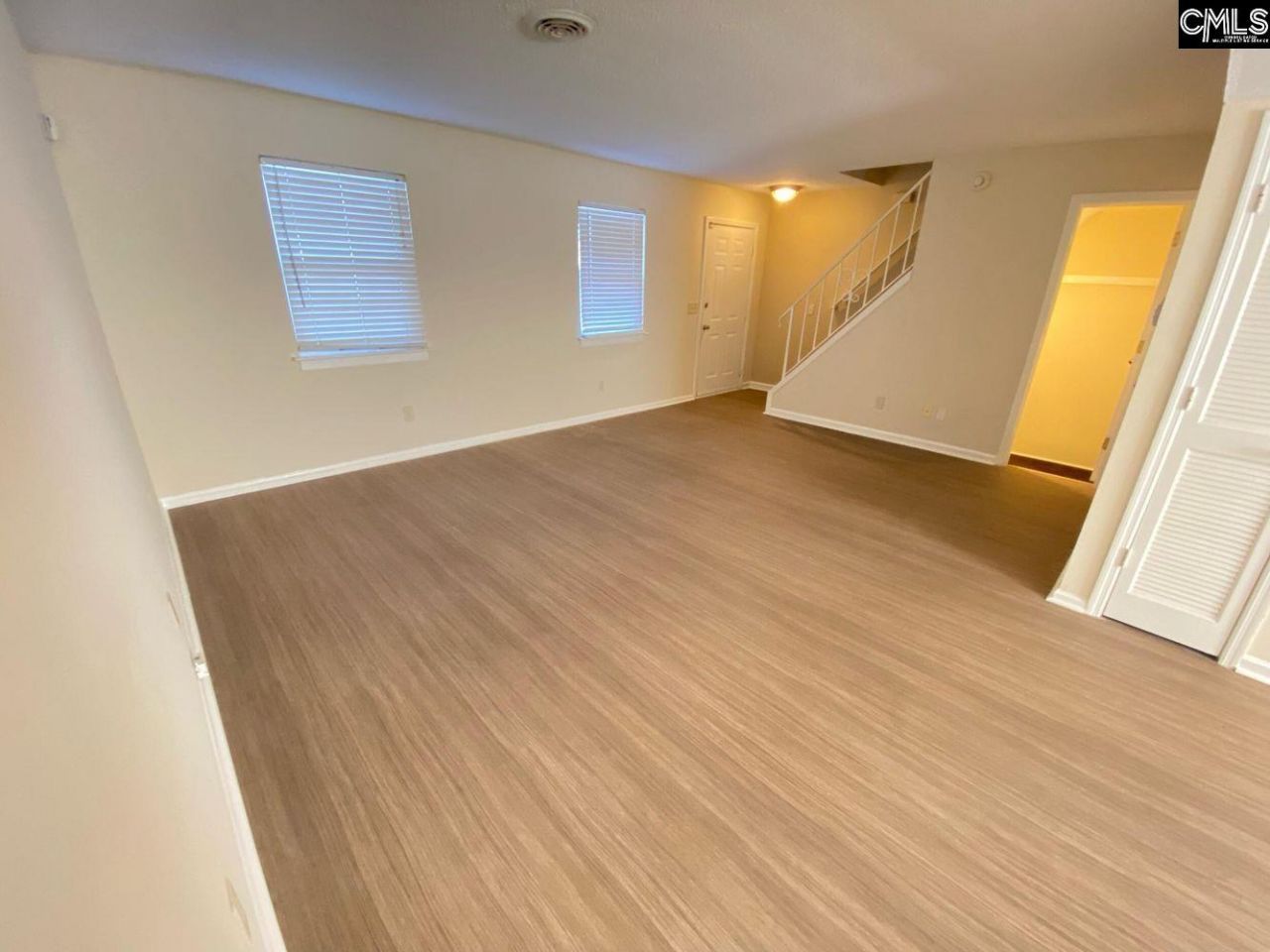 1400 Cactus Avenue Photo 4