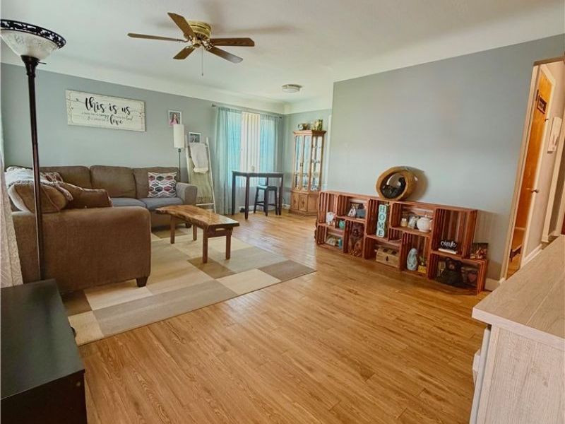 32125 Densmore Road, Willowick, OH 44095 Photo 2