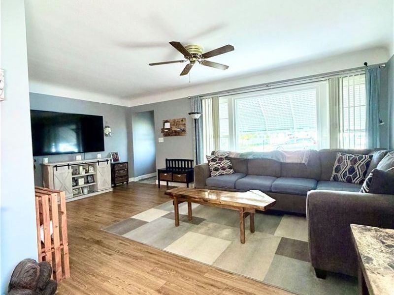 32125 Densmore Road, Willowick, OH 44095 Photo 3