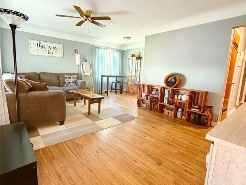 32125 Densmore Road, Willowick, OH 44095 Photo 3