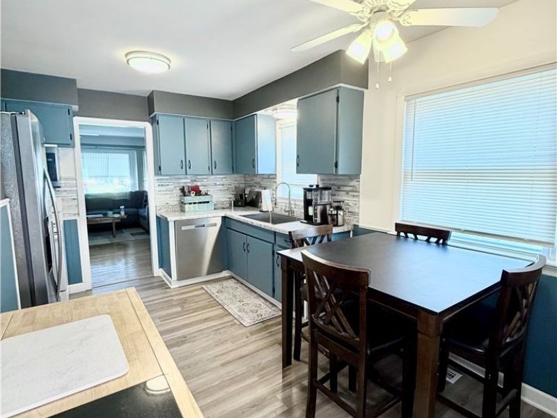 32125 Densmore Road, Willowick, OH 44095 Photo 6