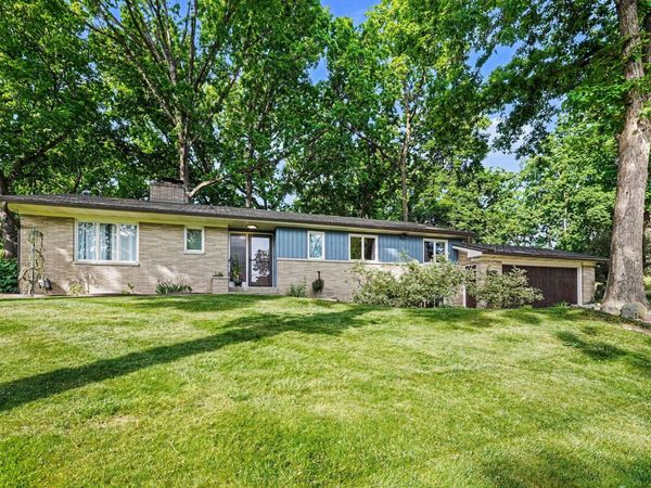 5236 Ridgebrook Drive, Portage, MI 49002