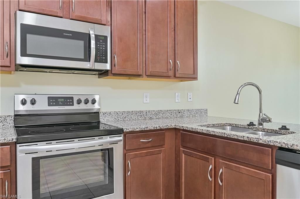 3739 Crofton Ct , Fort Myers, FL 33916 Photo