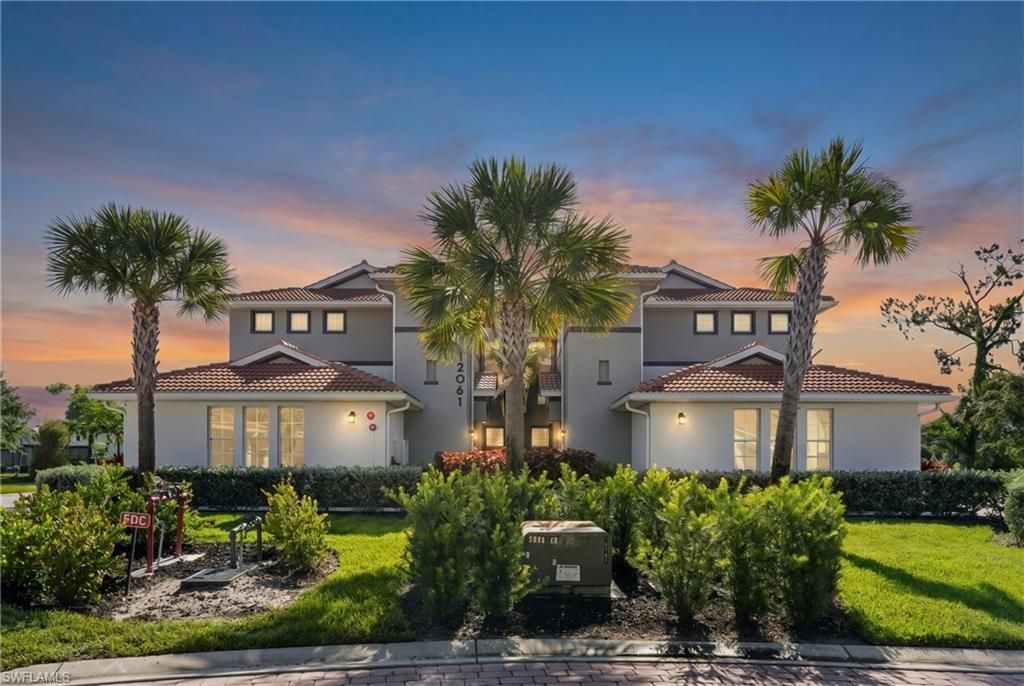 12061 Santaluz Dr, Unit 201, Fort Myers, FL 33913 Photo
