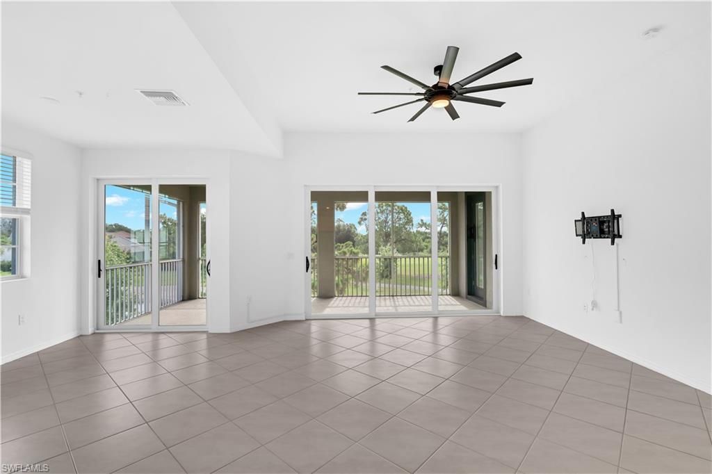 12061 Santaluz Dr, Unit 201, Fort Myers, FL 33913 Photo