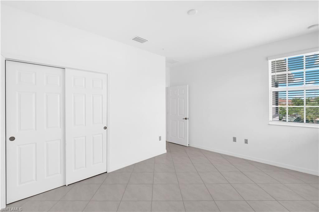 12061 Santaluz Dr, Unit 201, Fort Myers, FL 33913 Photo