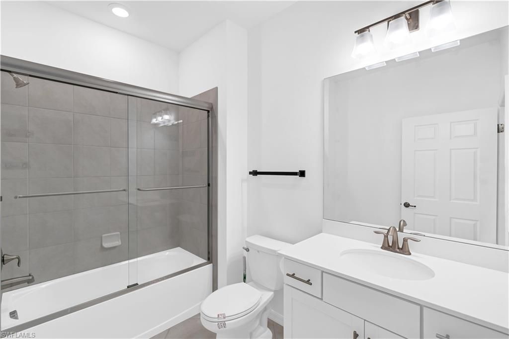 12061 Santaluz Dr, Unit 201, Fort Myers, FL 33913 Photo