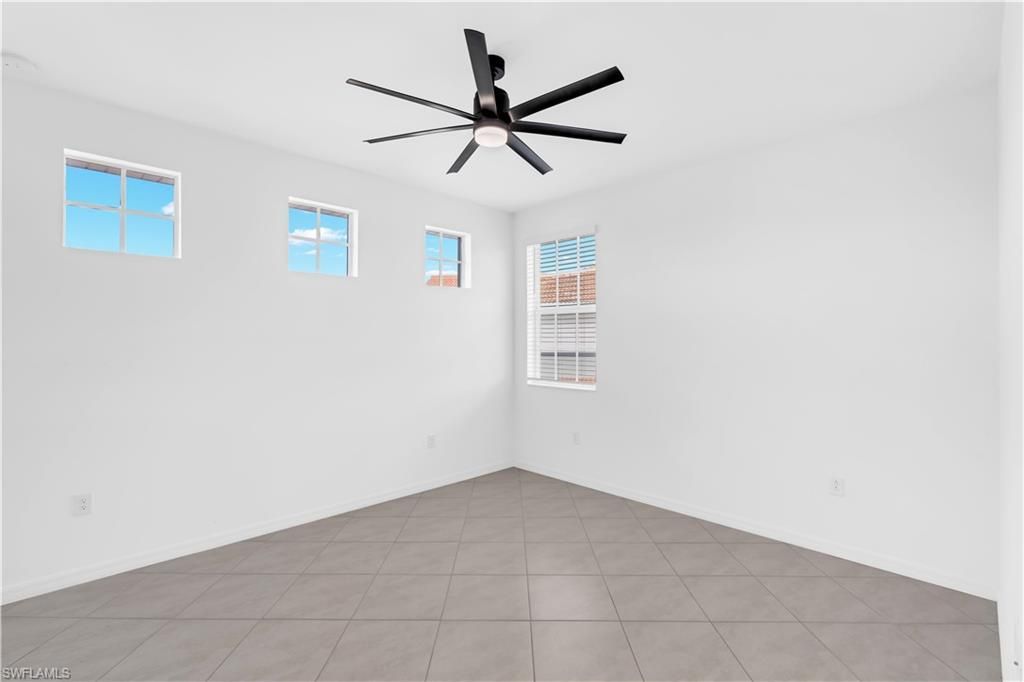 12061 Santaluz Dr, Unit 201, Fort Myers, FL 33913 Photo