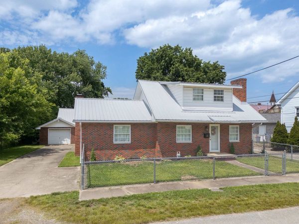 350 8th Avenue, Huntington, WV 25702