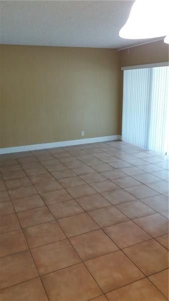 2947 Riverside Drive, Unit 129, Coral Springs, FL 33065 Photo