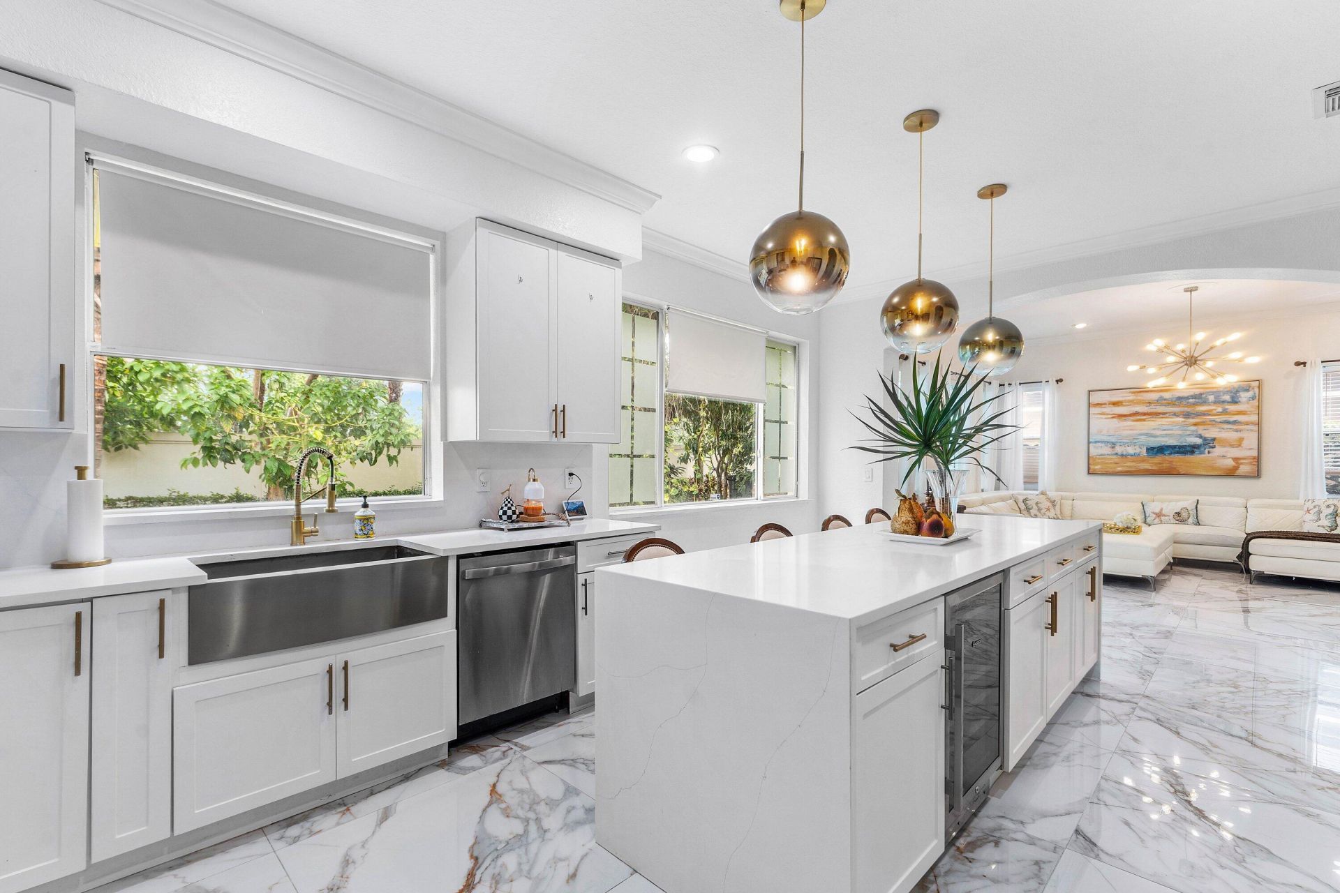 599 Cresta Circle, West Palm Beach, FL 33413 Photo