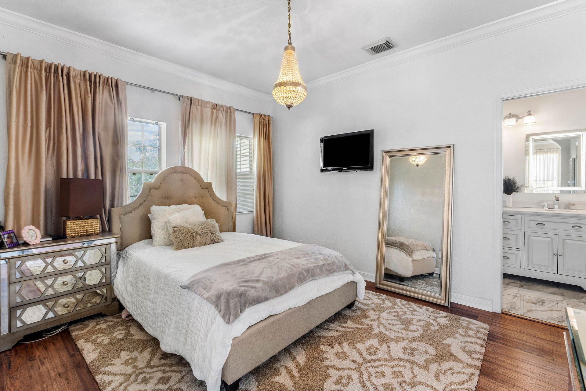 599 Cresta Circle, West Palm Beach, FL 33413 Photo