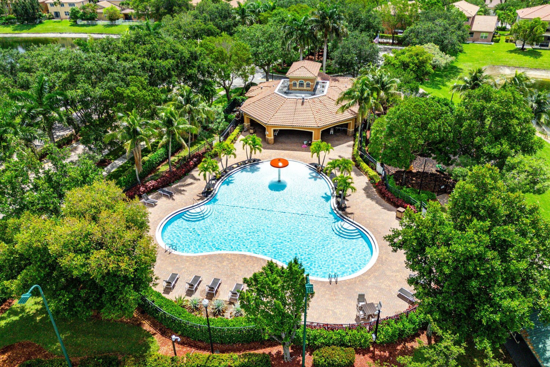 599 Cresta Circle, West Palm Beach, FL 33413 Photo