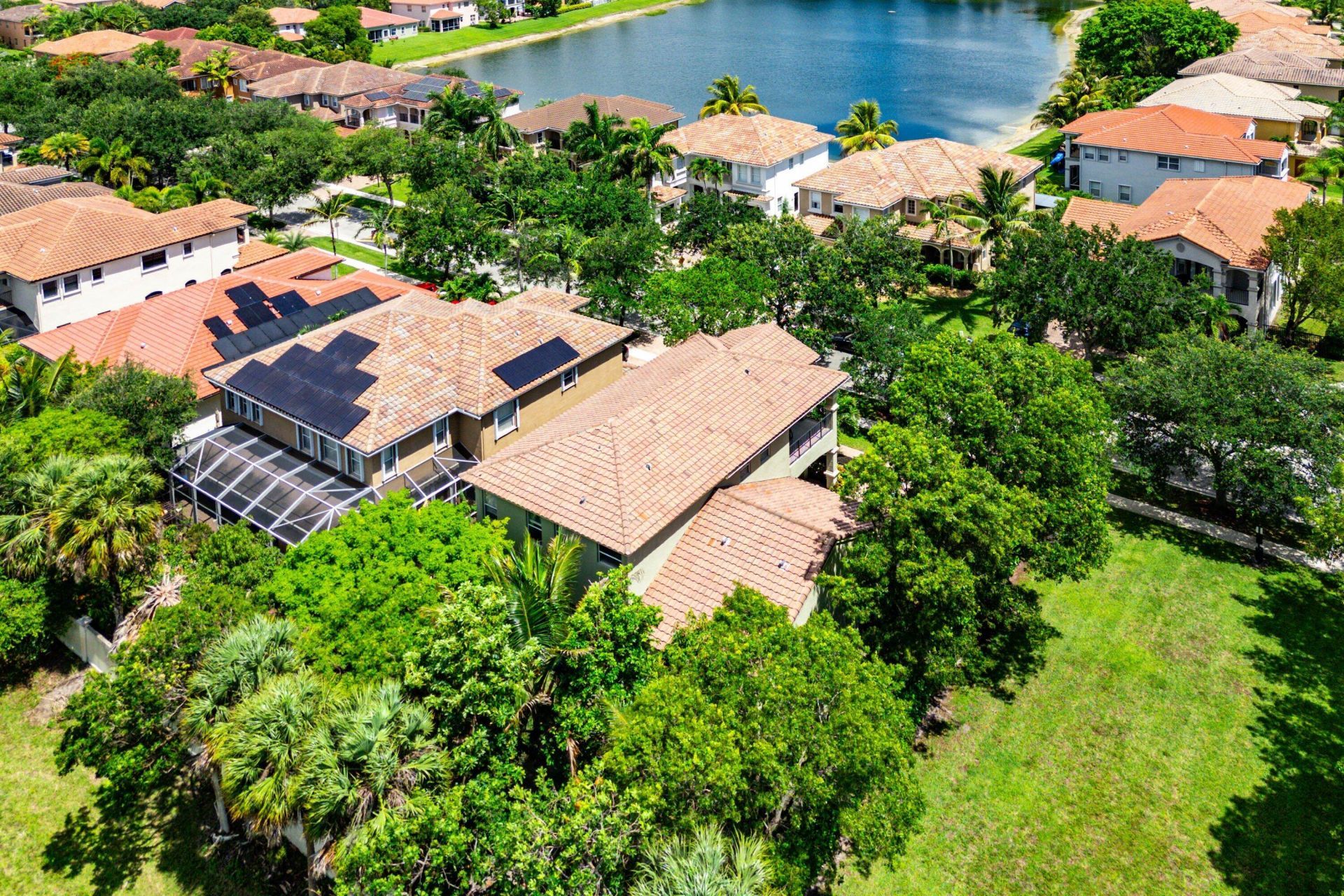 599 Cresta Circle, West Palm Beach, FL 33413 Photo