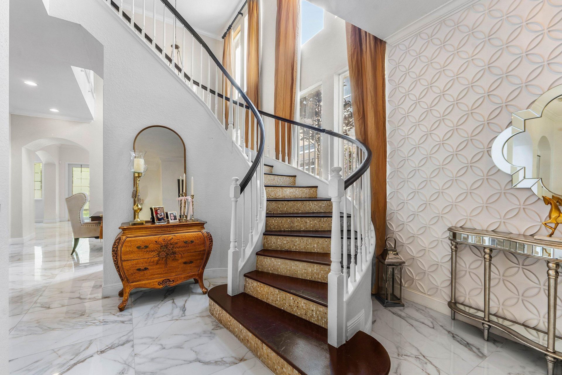 599 Cresta Circle, West Palm Beach, FL 33413 Photo