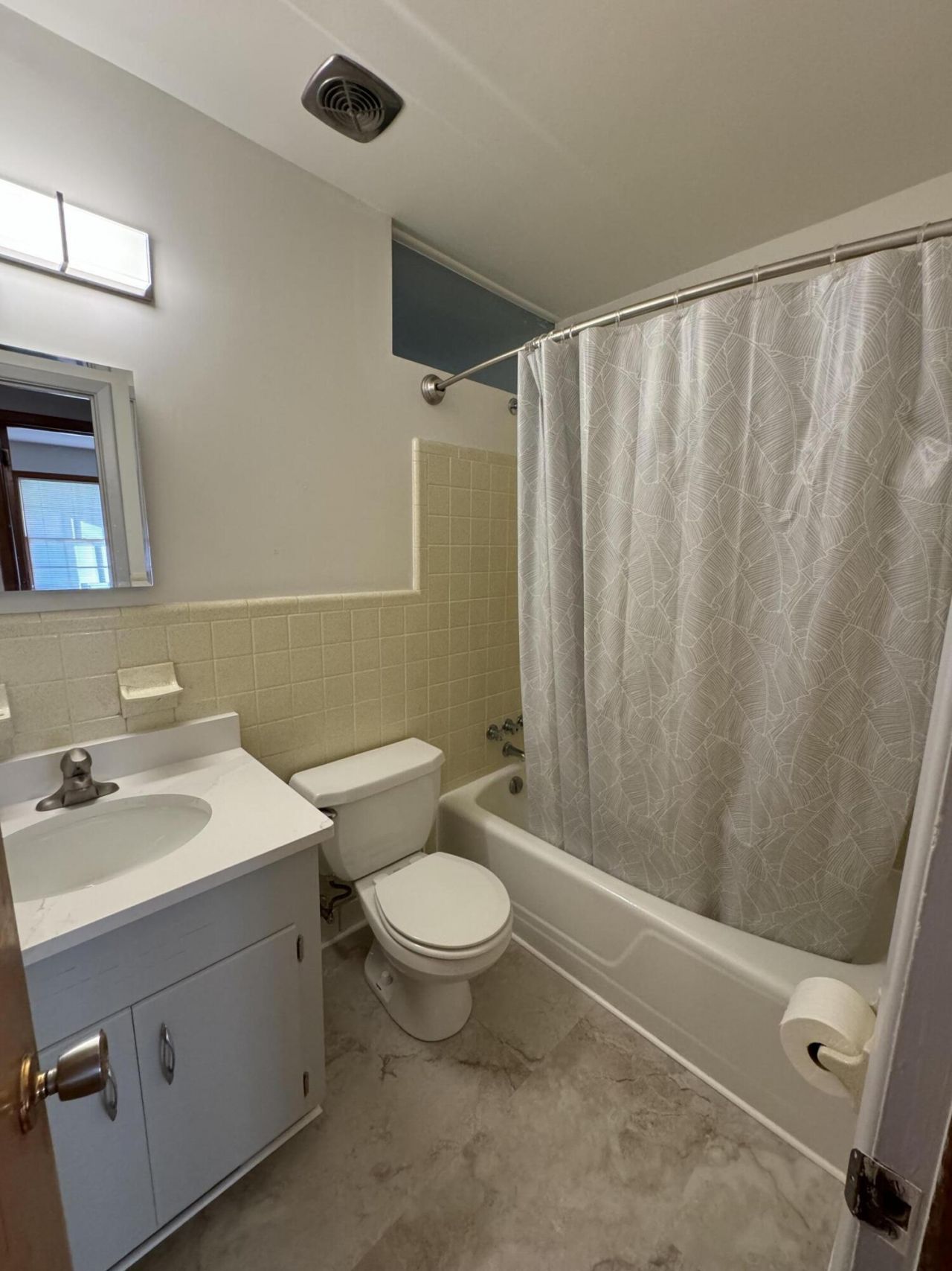 4220 Oakridge Drive Photo 10