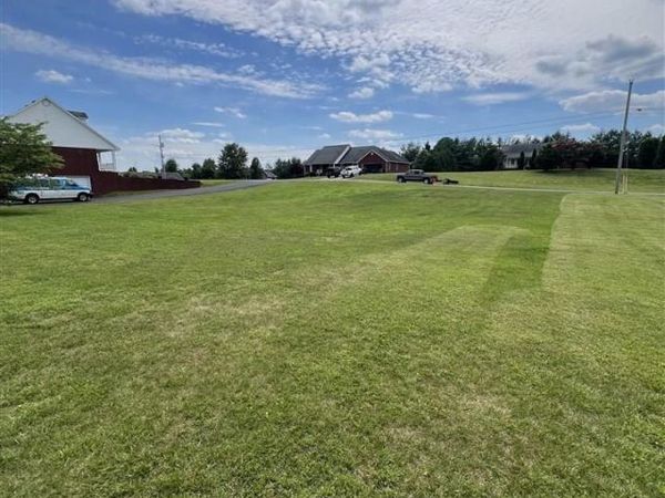 61 McDonald Drive , Columbia, KY 42728