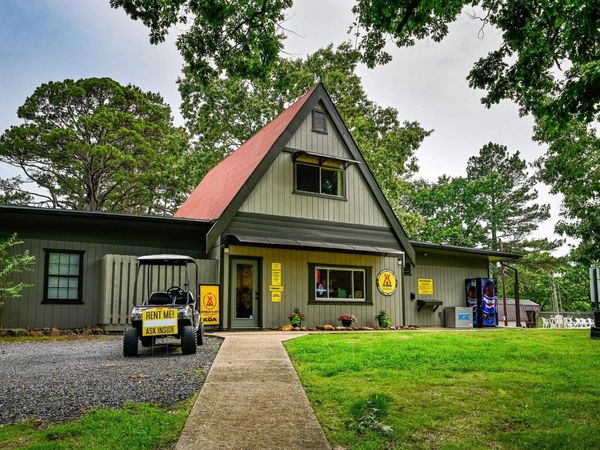 3708 HWY 71 S, Mena, AR 71953