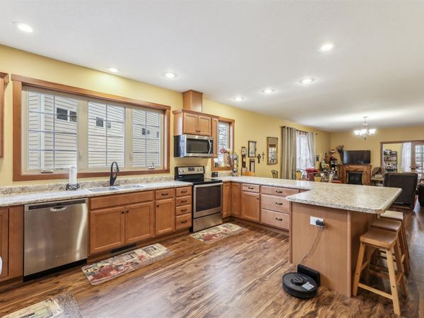5365 Longhorn Trail, Melrose, IA 52569