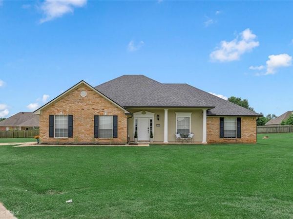 129 Wilburn Road , Stonewall, LA 71078