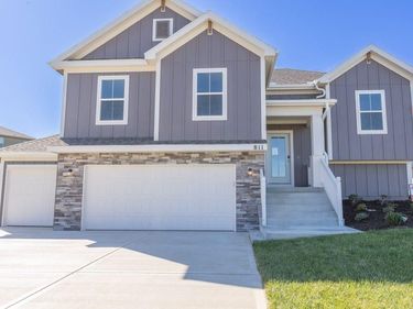 920 NW 95 Street, Kansas City, MO 64155