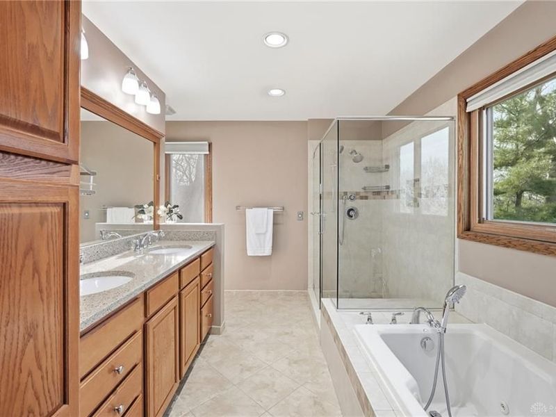 8784 Eagle Ridge Drive, West Chester, OH 45069 Photo 34