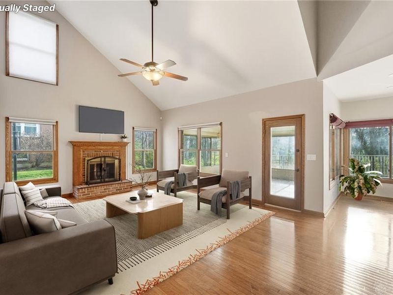 8784 Eagle Ridge Drive, West Chester, OH 45069 Photo 5
