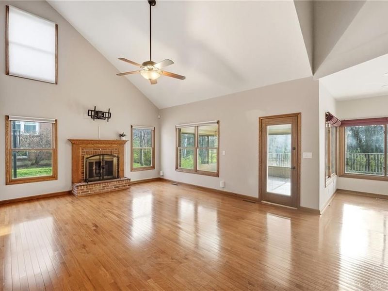 8784 Eagle Ridge Drive, West Chester, OH 45069 Photo 6